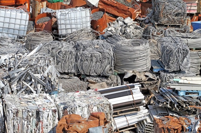 Thu mua phế liệu quận 2 giá cao tại Miền Nam